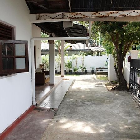 Coco Mango Hostel Dikwella Exteriér fotografie